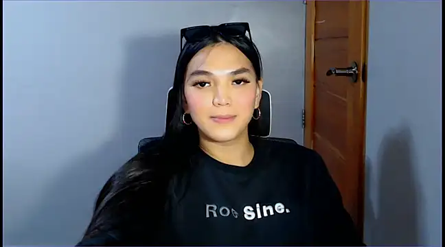 Snapshot of WONDERWOMAN2023 chatting on 12/15/24, 06:48 WONDERWOMAN2023 online show from 12/15/24, 06:48