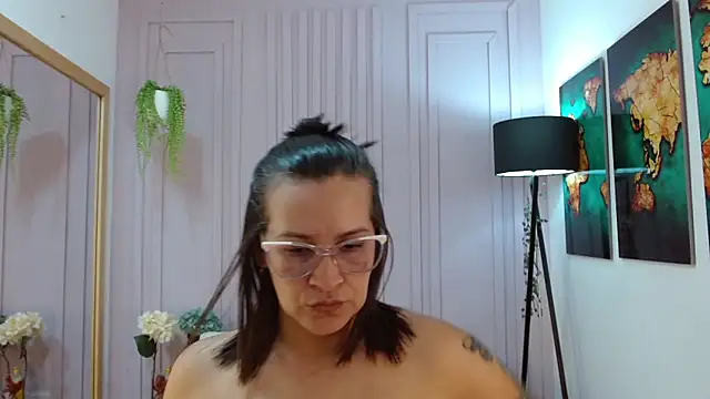 Snapshot of Britney_taylor_ chatting on 01/23/25, 09:39 Britney taylor online show from 01/23/25, 09:39