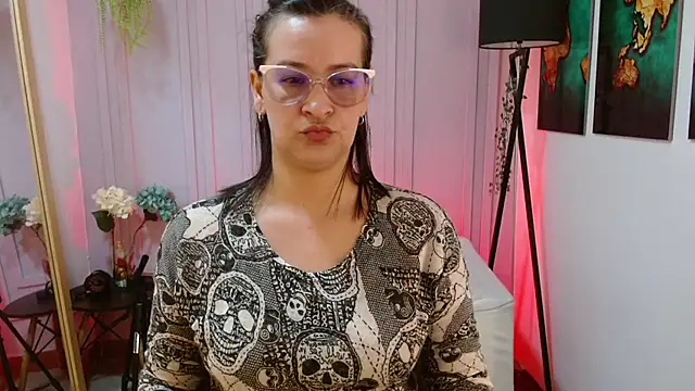 Snapshot of Britney_taylor_ chatting on 01/30/25, 06:21 Britney taylor online show from 01/30/25, 06:21