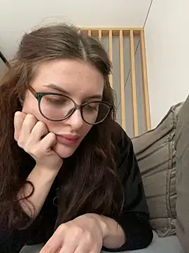 Snapshot of little_belucci chatting on 02/01/25, 11:54 little belucci online show from 02/01/25, 11:54