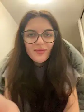 Snapshot of little_belucci chatting on 02/06/25, 07:29 little belucci online show from 02/06/25, 07:29