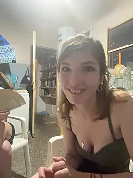 Alexa kitten17 online show from 12/12/24, 01:43