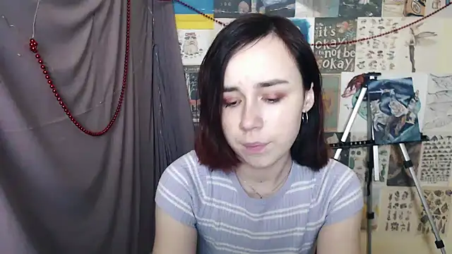 VeryVeryVeryShy  online show from 01/04/25, 06:41