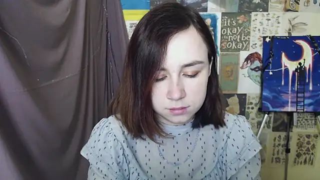 VeryVeryVeryShy  online show from 03/11/25, 06:43