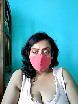 Snapshot of love_suman chatting on 02/24/25, 05:43 love suman online show from 02/24/25, 05:43