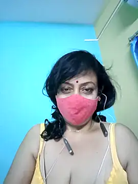 Snapshot of love_suman chatting on 02/26/25, 05:50 love suman online show from 02/26/25, 05:50