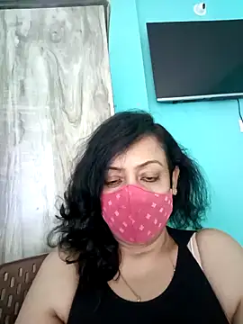 Snapshot of love_suman chatting on 02/28/25, 05:48 love suman online show from 02/28/25, 05:48