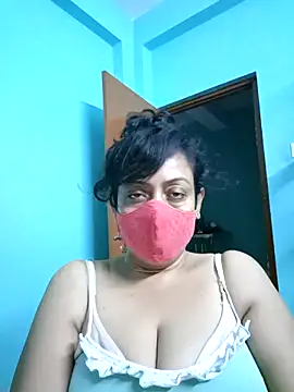 Snapshot of love_suman chatting on 02/28/25, 04:31 love suman online show from 02/28/25, 04:31