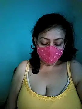 Snapshot of love_suman chatting on 03/01/25, 11:39 love suman online show from 03/01/25, 11:39