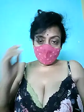 Snapshot of love_suman chatting on 03/18/25, 05:53 love suman online show from 03/18/25, 05:53