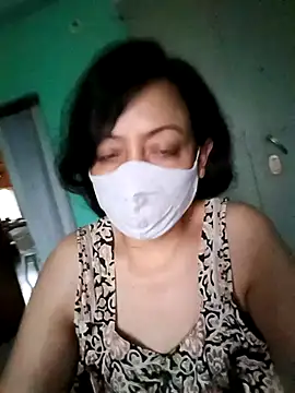 Snapshot of love_suman chatting on 09/22/25, 12:45 love suman online show from 09/22/25, 12:45