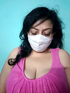 Snapshot of love_suman chatting on 09/22/25, 01:02 love suman online show from 09/22/25, 01:02