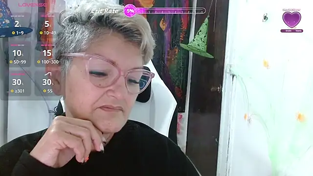 bety-cum2 online show from 10/10/25, 09:19