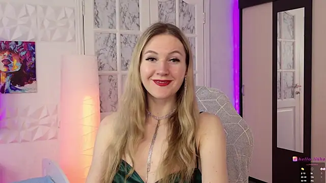 Snapshot of Hello_Lisha chatting on 03/07/25, 08:13 Hello Lisha online show from 03/07/25, 08:13