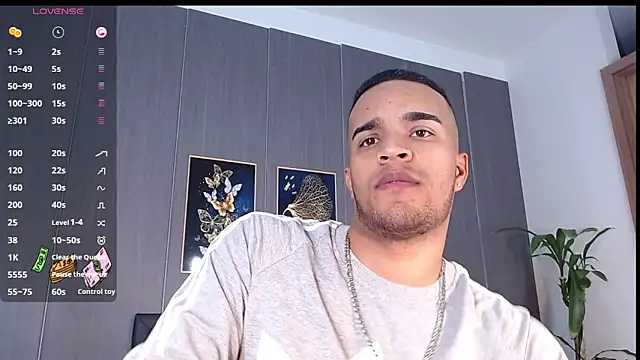 Bigcock 21cm  online show from 03/18/25, 07:53