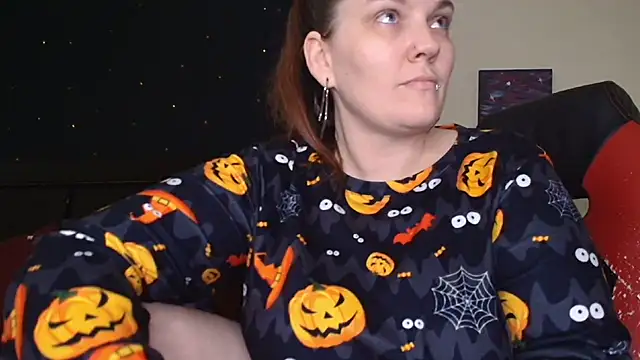 ToxicLilly online show from 10/16/25, 07:42