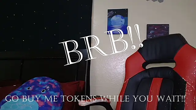 ToxicLilly online show from 10/21/25, 08:37