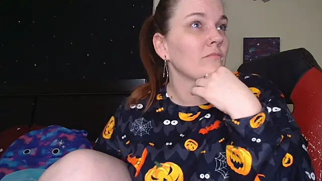 ToxicLilly online show from 10/26/25, 08:20