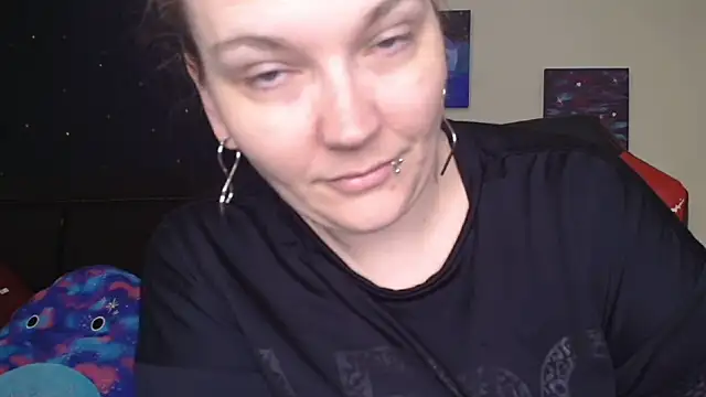 ToxicLilly online show from 11/02/25, 10:17