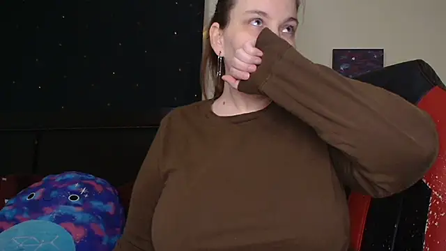 ToxicLilly online show from 11/04/25, 07:29