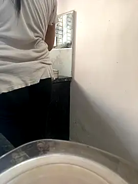 Zoya Varma004 online show from 09/16/25, 02:23