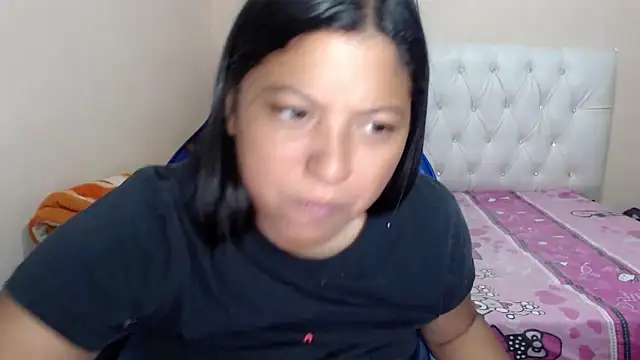 Leylafourniert online show from 11/22/25, 10:31