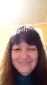 Snapshot of TiAmorre chatting on 12/12/24, 03:54 TiAmorre online show from 12/12/24, 03:54