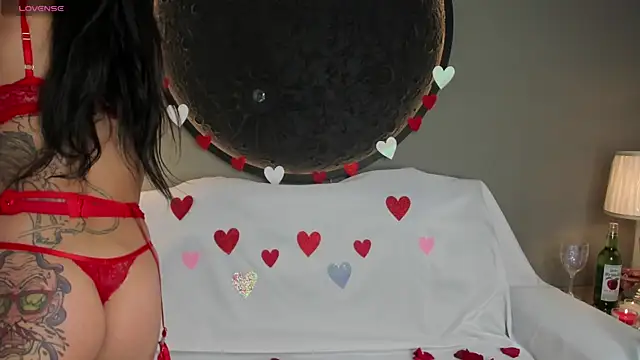 miss vaiolette online show from 02/14/25, 11:10