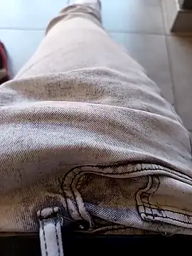 chef-dudi012 online show from 10/10/25, 10:14