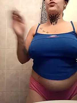 callmelouve online show from 11/17/25, 08:36