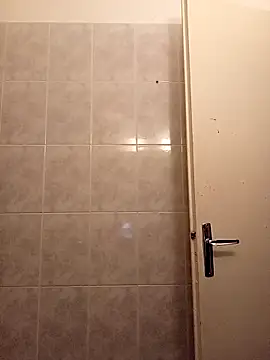 callmelouve online show from 11/19/25, 07:58