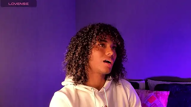 Lucas eevans online show from 01/16/25, 03:35