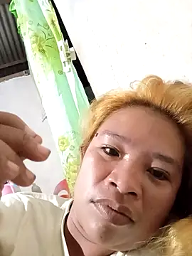 Snapshot of wet_babexxx chatting on 10/19/25, 05:57 wet babexxx online show from 10/19/25, 05:57