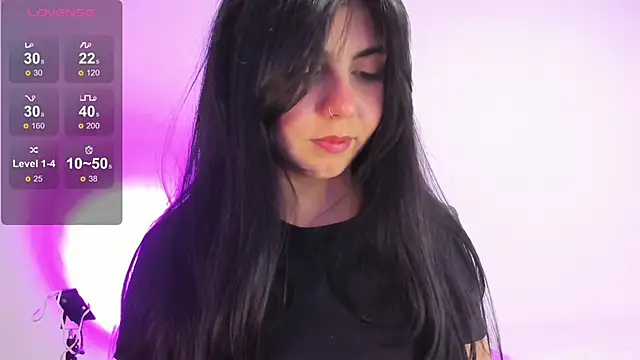 Snapshot of Bellagh1 chatting on 01/07/25, 07:06 Bellagh1 online show from 01/07/25, 07:06