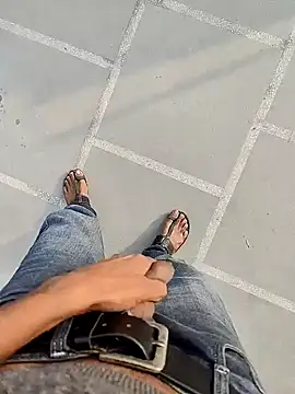 Snapshot of Player_Aadi chatting on 12/26/24, 03:38 Player Aadi online show from 12/26/24, 03:38