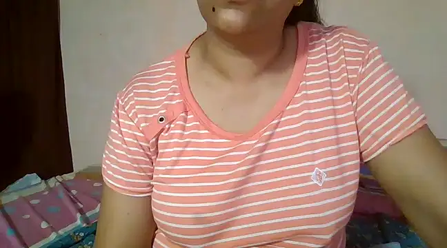 Snapshot of tharu_sweet chatting on 02/20/25, 03:08 tharu sweet online show from 02/20/25, 03:08