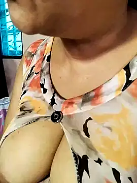 Snapshot of tharu_sweet chatting on 02/26/25, 05:53 tharu sweet online show from 02/26/25, 05:53