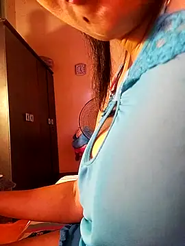 Snapshot of tharu_sweet chatting on 03/18/25, 06:57 tharu sweet online show from 03/18/25, 06:57