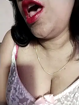 Snapshot of tharu_sweet chatting on 09/09/25, 05:23 tharu sweet online show from 09/09/25, 05:23