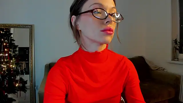 Snapshot of Kossie_ chatting on 12/21/24, 02:58 Kossie  online show from 12/21/24, 02:58