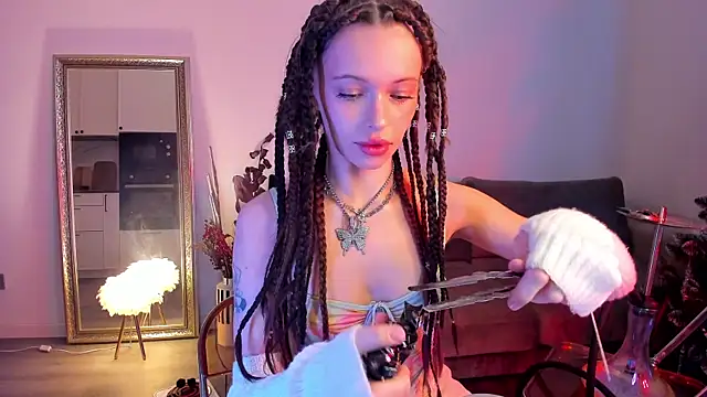 Snapshot of Kossie_ chatting on 01/18/25, 12:47 Kossie  online show from 01/18/25, 12:47