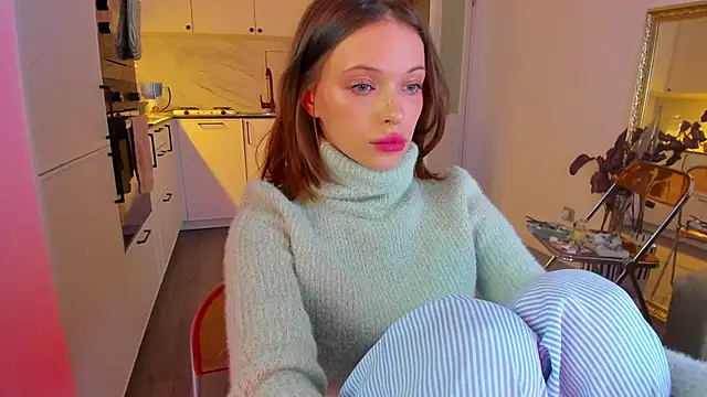 Snapshot of Kossie_ chatting on 02/07/25, 05:40 Kossie  online show from 02/07/25, 05:40