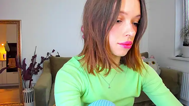 Snapshot of Kossie_ chatting on 03/02/25, 02:54 Kossie  online show from 03/02/25, 02:54