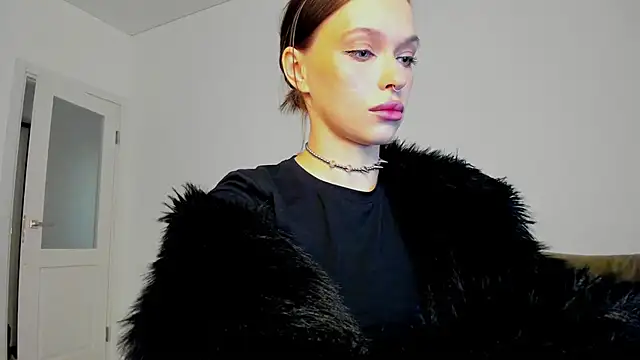 Snapshot of Kossie_ chatting on 10/23/25, 06:39 Kossie  online show from 10/23/25, 06:39