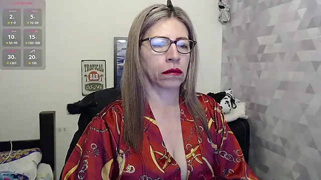 Snapshot of Chayla_Ruiz chatting on 09/20/25, 11:11 Chayla Ruiz online show from 09/20/25, 11:11