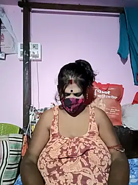 parioo7 online show from 10/19/25, 04:07