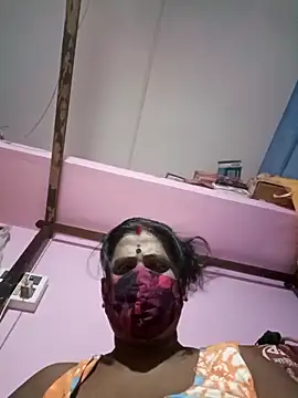 parioo7 online show from 11/03/25, 04:08