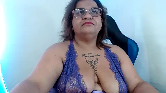 NAILAH SANZ online show from 09/30/25, 08:58