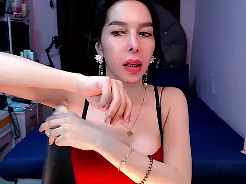 TSDESIREcindy29 online show from 10/20/25, 08:15