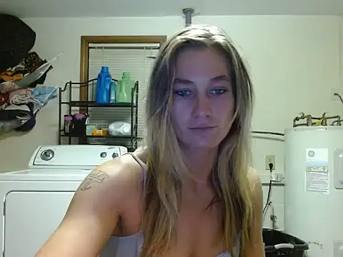 missymilf online show from 10/20/25, 02:23